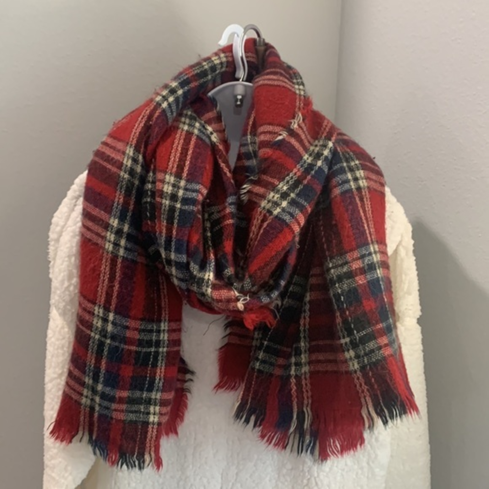 Red Plaid Shawl No‎ Brand